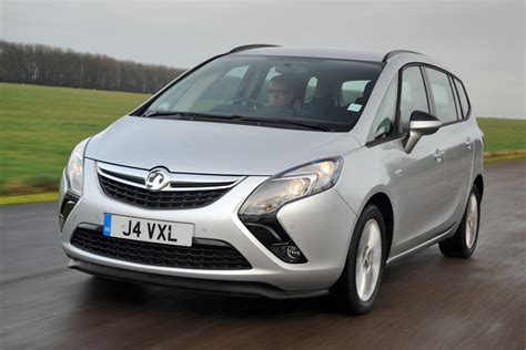 Vauxhall Zafira Tourer 2.0 CDTI Exclusiv review | | Auto Express