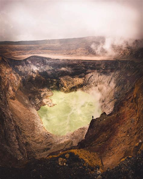 Santa Ana Volcano, El Salvador [OC] [7259x9073] : r/EarthPorn