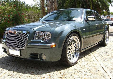 2007 Chrysler 300c accessories