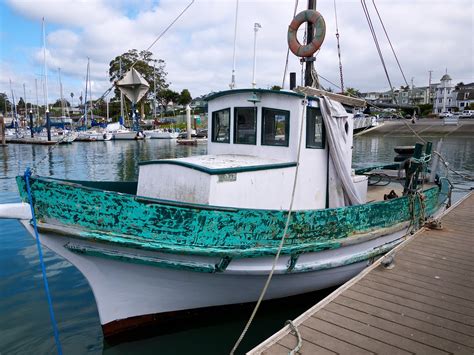 Old Boat in Santa Cruz Harbor | Don DeBold | Flickr