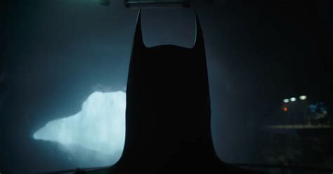 How The Flash Movie Trailer Brings Back Michael Keaton's Batman Burtonverse | Den of Geek