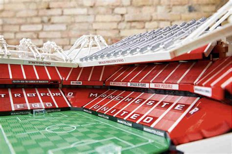 WOW! This LEGO Old Trafford Set is the Ultimate Gift for Man Utd Fans