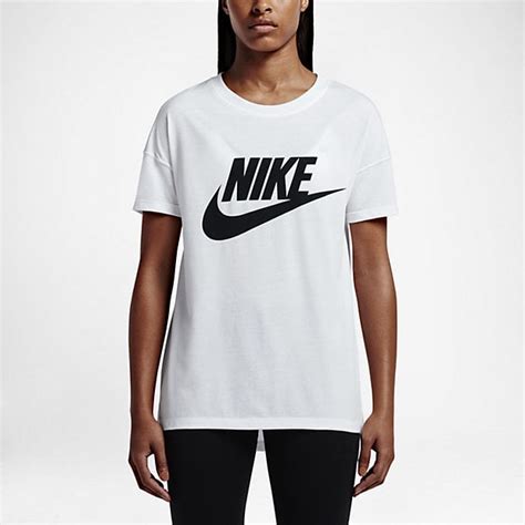 Nike Signal Logo Women's T-Shirt ($40) | Graphic Tees Street Style ...