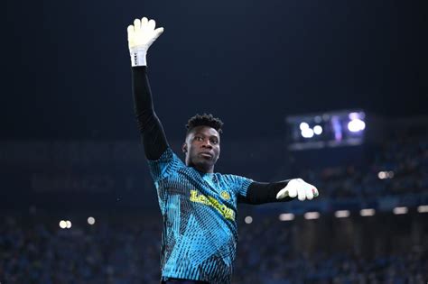 Manchester United close in on Andre Onana transfer