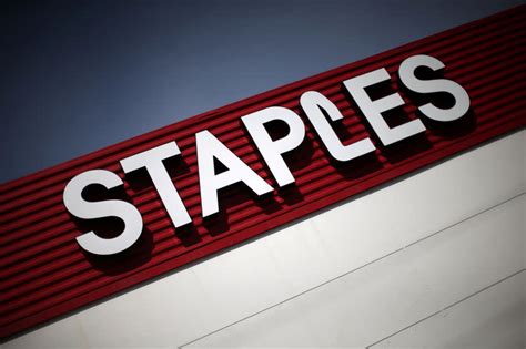 Office supplies retailer Staples explores sale: sources