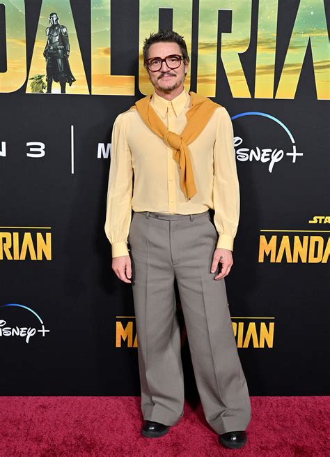 Pedro Pascal Pops in Yellow Shirt & Glossy Shoes for ‘The Mandalorian’ – Footwear News