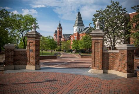 Auburn University requiring face coverings on campus | WHNT.com