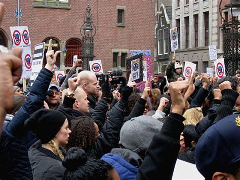 The Netherlands still struggles with Zwarte Piet stereotype - DutchNews.nl