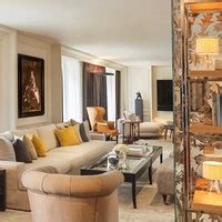 Beaufort Bar Savoy Hotel review: the enchantingly glamorous bar is a date night nirvana | British GQ