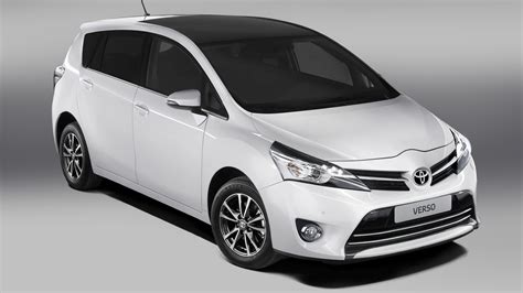Toyota Verso Review 2024 | Top Gear