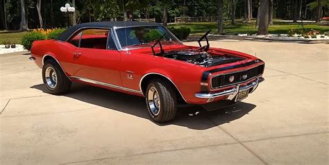 1967 Chevrolet Camaro Gets New and Loud 427 V8, Goes Cruising Without ...