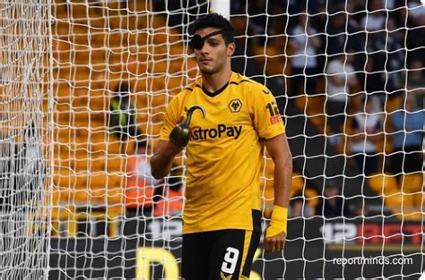 (Photos) Raúl Jiménez celebrates goal for Wolves against Preston ...