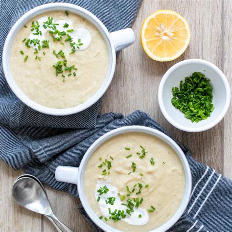 Vegan Potato Leek Soup Recipe - Veggies Don't Bite