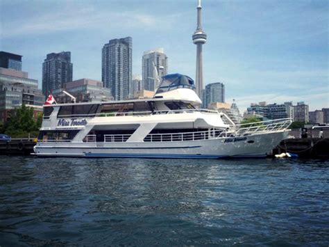 Toronto Boat Cruises - Affordable Cruises Along Toronto Harbourfront & Toronto Islands - Best ...