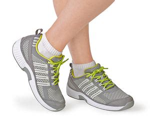 Orthopedic Shoes for Women | OrthoFeet