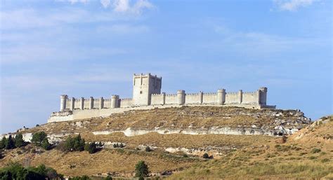 Castillo de Peñafiel, Valladolid, Spain - GibSpain