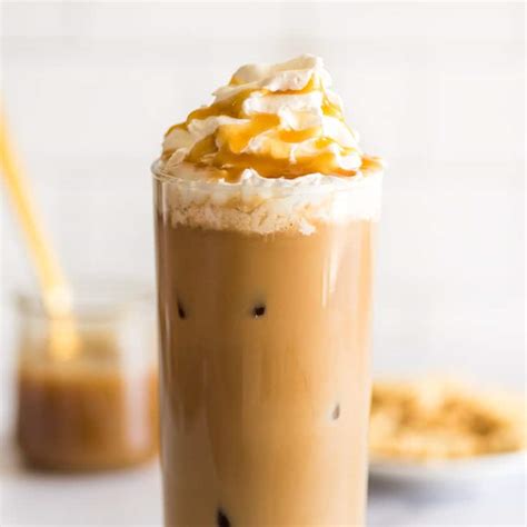 Iced Caramel Macchiato - Baking Mischief