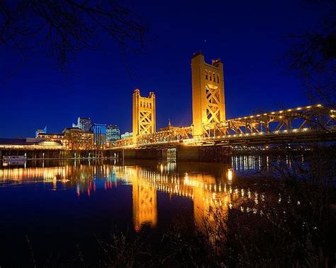 Tower Bridge at Night | Tower bridge, Skyline, Sacramento