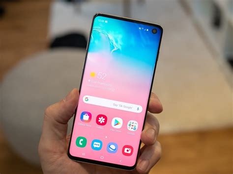 Samsung Galaxy S10 Diiktiraf Smartphone Dengan Skrin Terbaik 2019 ...