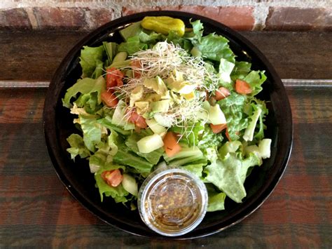 Garden Salad - Bogie's Deli Downtown