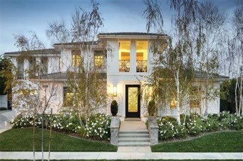 Step inside Kourtney Kardashian Barker’s $20 million property portfolio ...