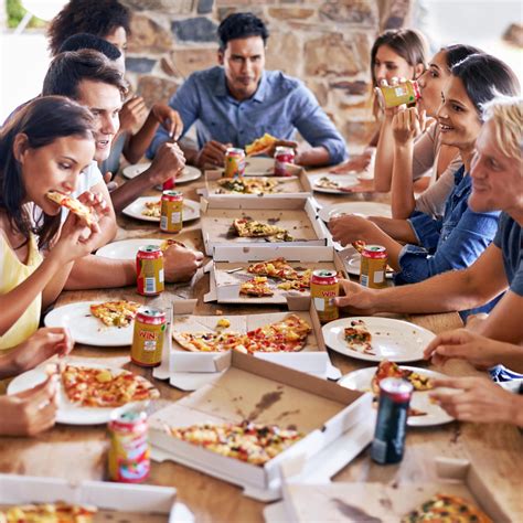 Enjoy time with family and friends. Set the mood for the perfect pizza party.
