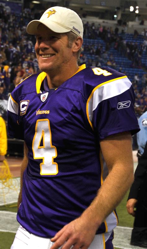 File:Brett Favre 2009.jpg - Wikimedia Commons