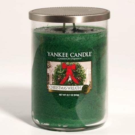 Christmas Wreath - 2 wick 22oz Yankee Candle -- Details can be found by ...