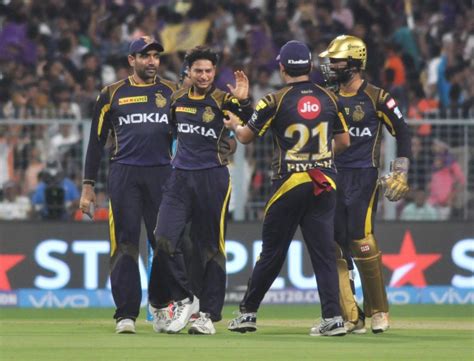 IPL 2018: Shah Rukh Khan sends a strong supportive message for KKR