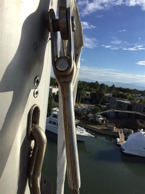 Standing Rigging Replacement on a Seawind 1160 - Strikhedonia