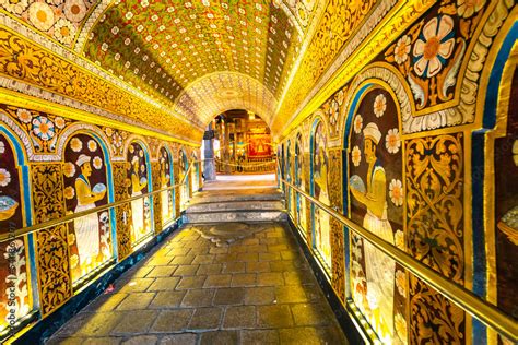 Temple of the Tooth Relic, famous temple housing tooth relic of the ...