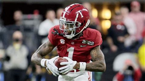 Ex-Alabama WR Jameson Williams Reacts to Brief Scuffle at Lions Camp