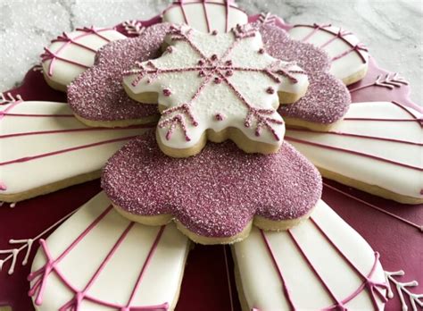 How To Make Stunning Cookies With Cookie Stamps - Your Baking Bestie