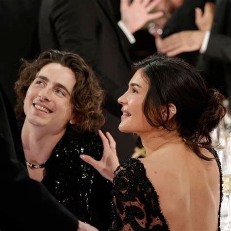 Kylie Jenner, Timothee Chalamet Kiss During Golden Globes Appearance ...