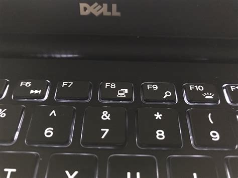 ‎XPS 15 Keyboard Backlight Bleeding onto Hinge | DELL Technologies