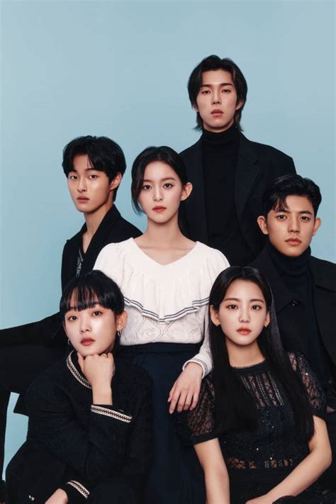 Meet the Cast of Netflix's Korean Zombie Series "All of Us are Dead" | Preview.ph