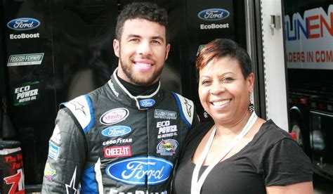 Inside Bubba Wallace's life, Including his parents and girlfriend - TheNetline