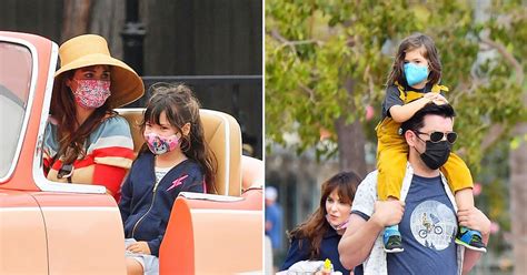 Jonathan Scott, Zooey Deschanel Enjoy Disneyland With Her Kids