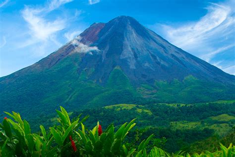 Arenal Volcano Hike – Seven Tours