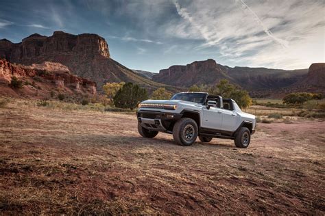 First GMC Hummer EV Edition 1 Raises $2.5 Million for Charity