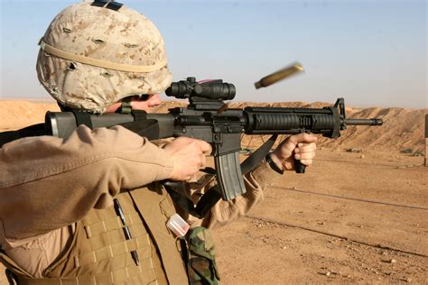 File:US Marine M16A4 Rifle ACOG.jpg - Wikimedia Commons