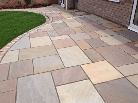 Indian Sandstone with Marshalls Tegula Setts and Kerbs