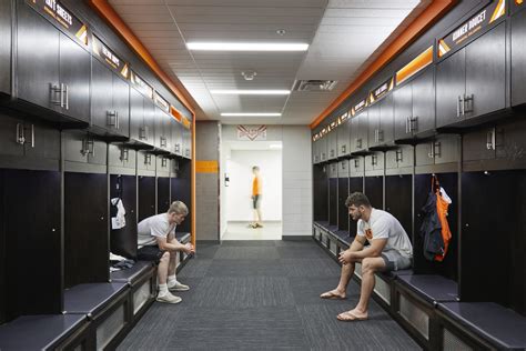 Oklahoma State University Wrestling Locker Room - KKT Architects