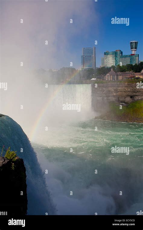 Niagara Falls Rainbow Stock Photo - Alamy