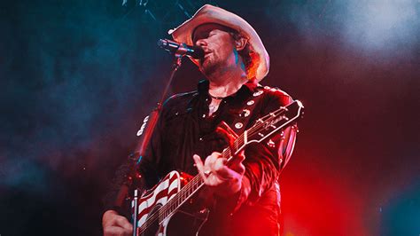 Toby Keith scores 20 new RIAA certifications - The Music Universe