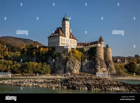 Wachau valley austria hi-res stock photography and images - Alamy