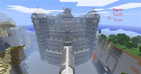 Biggest castle Minecraft Map