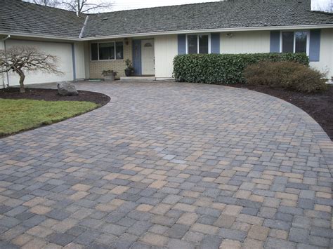 Cost To Install Brick Paver Driveways