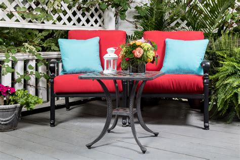 Cast Aluminum Patio Furniture for Trendsetting Backyards | Fig Leaf