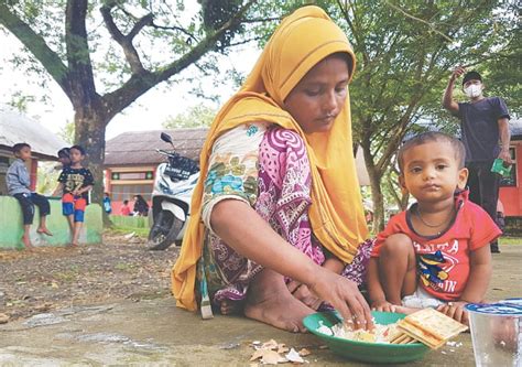 UN urges countries to help Rohingya at sea as hundreds land in ...